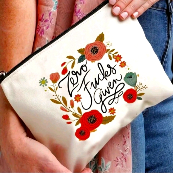 💄💐✏️👝Versatile Pouch👝✏️💐💄 - Picture 2 of 3